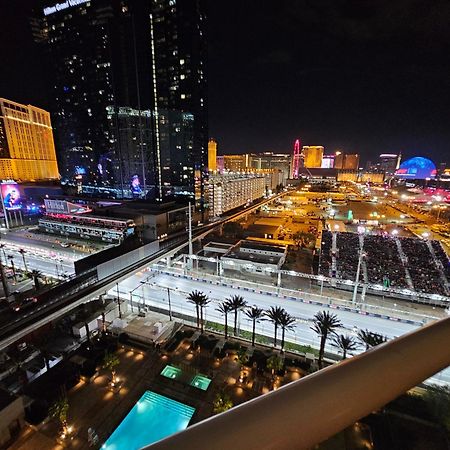 Strip & Sphere View - Separate Living Room - 2 Full Bath - Full Kitchen - Balcony - 900 Sqft - Mgm Signature Las Vegas Exterior foto