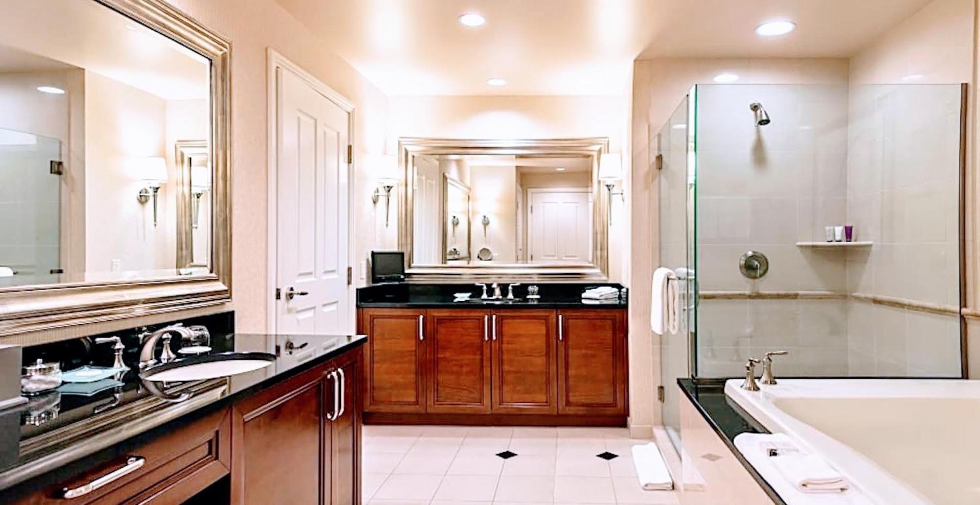 Strip & Sphere View - Separate Living Room - 2 Full Bath - Full Kitchen - Balcony - 900 Sqft - Mgm Signature Las Vegas Exterior foto