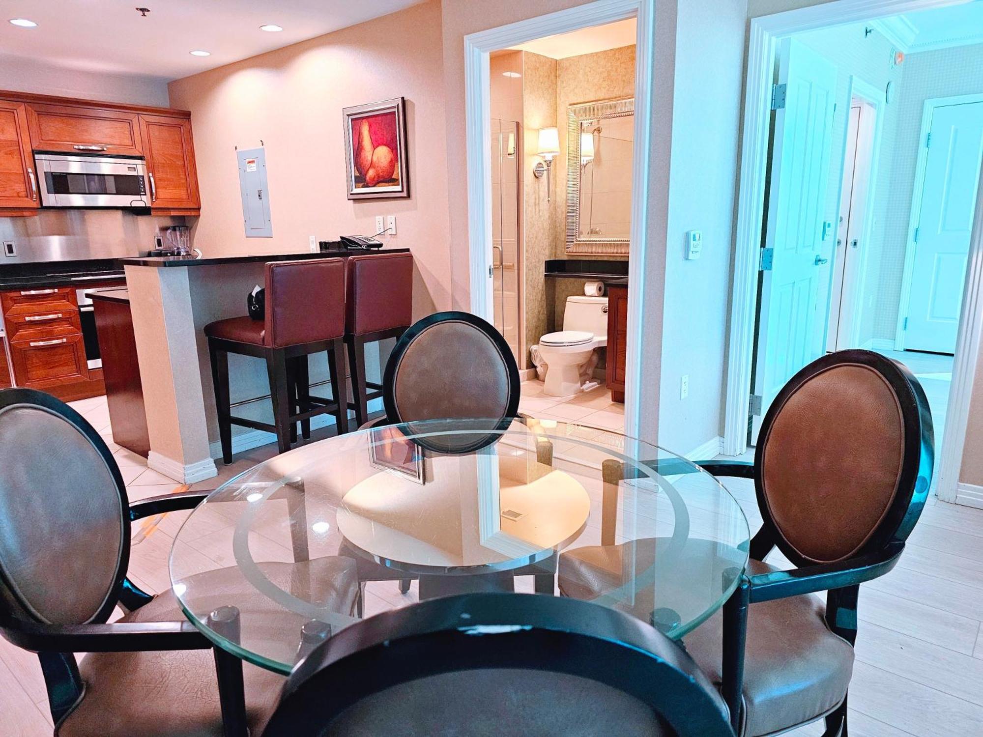Strip & Sphere View - Separate Living Room - 2 Full Bath - Full Kitchen - Balcony - 900 Sqft - Mgm Signature Las Vegas Exterior foto